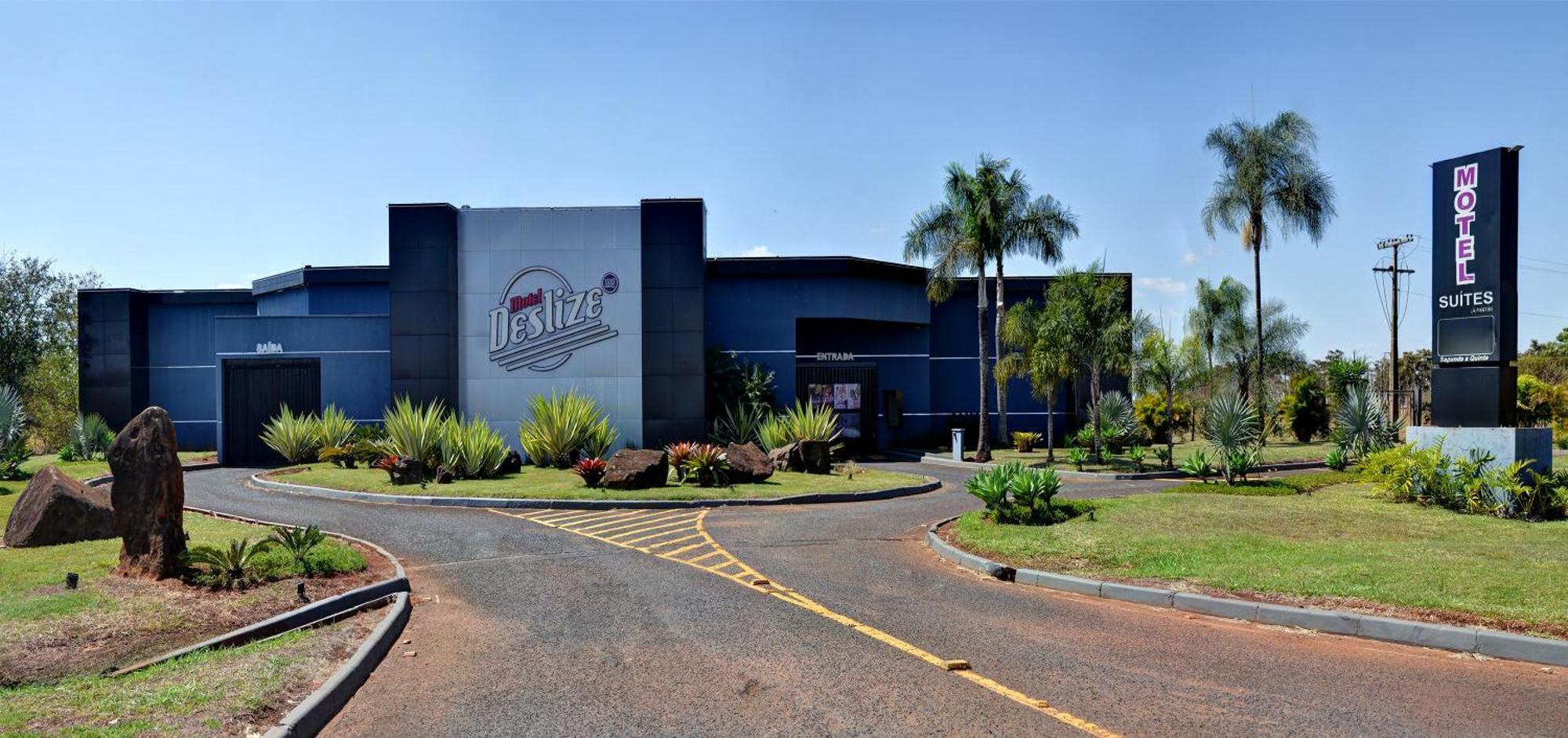 Deslize Motel 4 Uberlândia Kültér fotó
